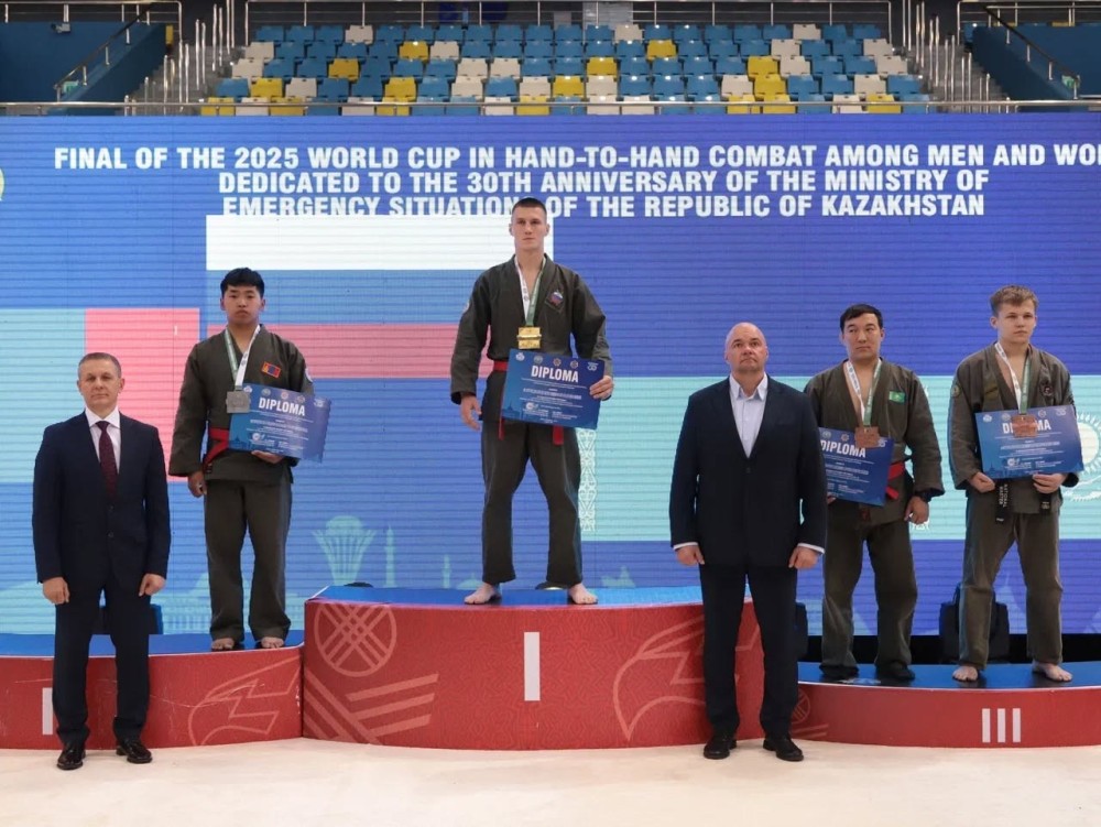 "Астана дэлхийн цом-2025" гардан тулааны тэмцээнээс М.Бат-Эрдэнэ мөнгөн медаль хүртлээ