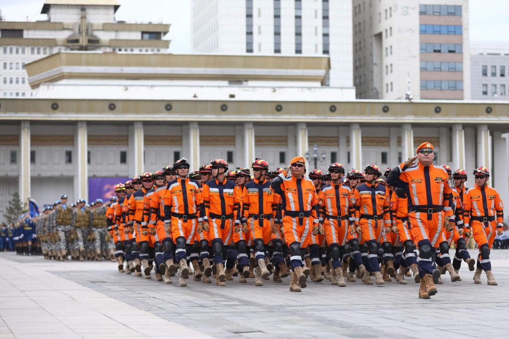 Онцгой байдлын байгууллагын алба хаагчид үүрэг гүйцэтгэн, 3798 хүний амь нас, 390.2 тэрбум төгрөгийн өмч хөрөнгийг авран хамгаалсан байна