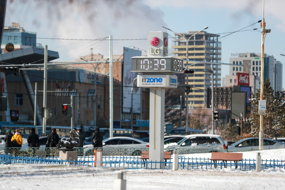 Нийт нутгаар цаг агаар тогтуун, өдөртөө бага зэрэг дулаарна