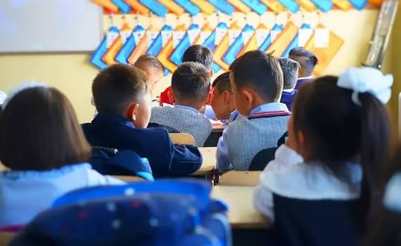 Цэцэрлэг, сургуулийн эрүүл мэндийн эрт илрүүлэг үзлэгийг аравдугаар сарын 1-нээс өмнө эхлүүлнэ