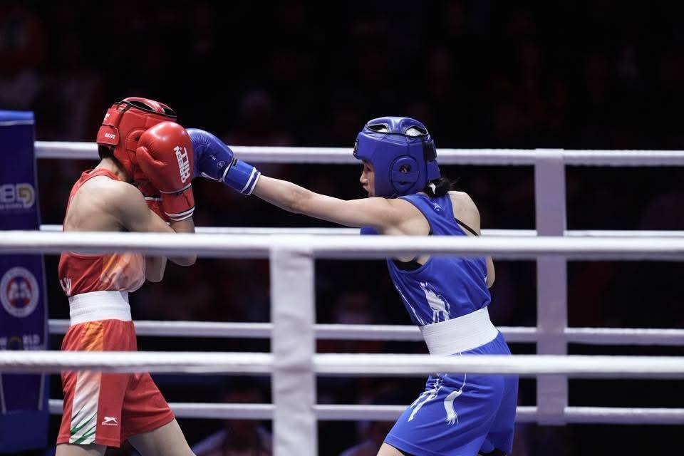 Э.Номундарь Ази тивийн АШТ-ий мөнгөн медаль хүртлээ